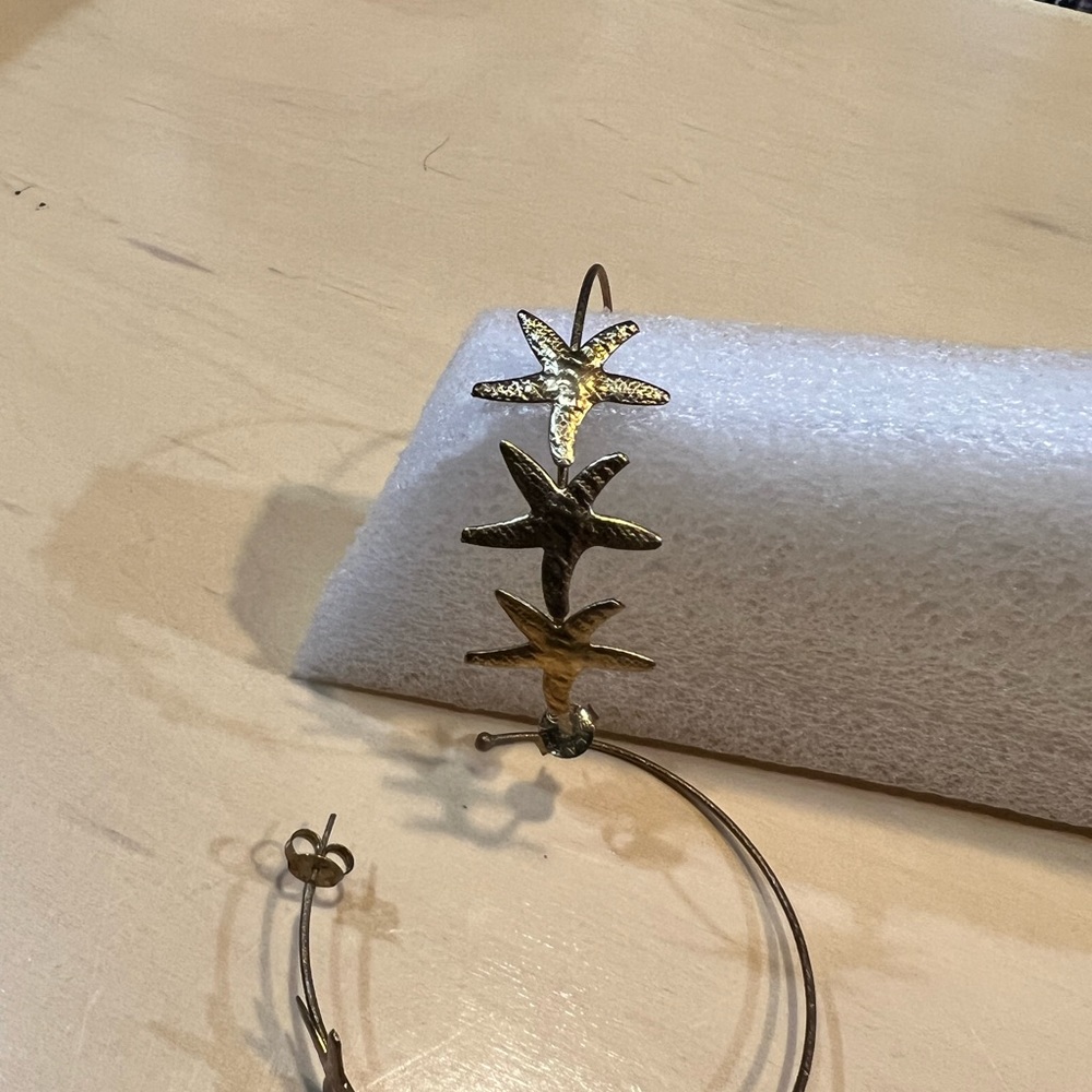 2 sets ear rings - Picture 3 of 3